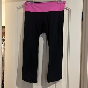 Pink winder under crop legging size 8